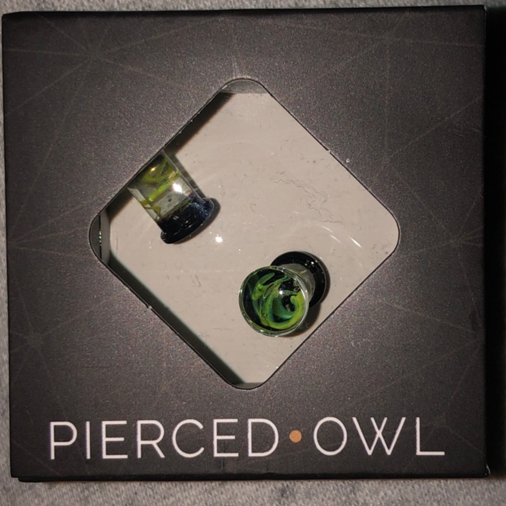 Pierced Owl Green and Black Plugs